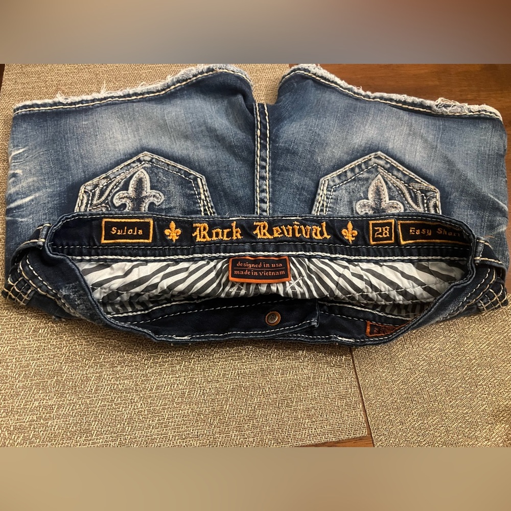 Rock Revival Sulola denim shorts - Picture 3 of 3